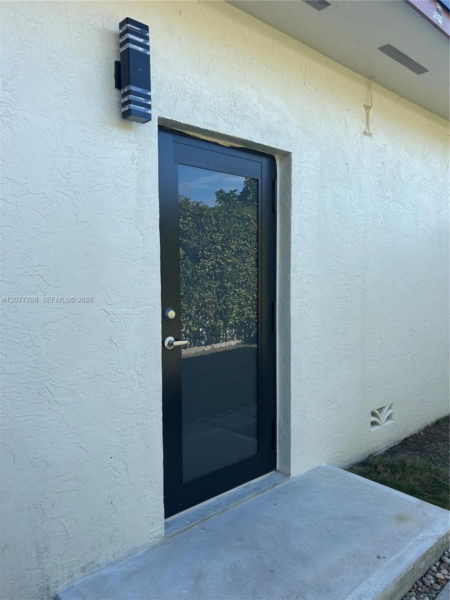Efficiency at 18520 Caribbean Blvd # 0, Cutler Bay FL 33157
