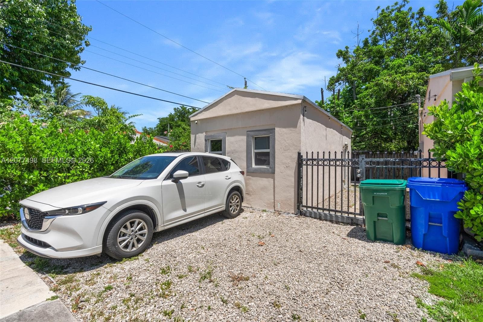 Efficiency at 4901 NW 10th Ave # 2, Miami FL 33127