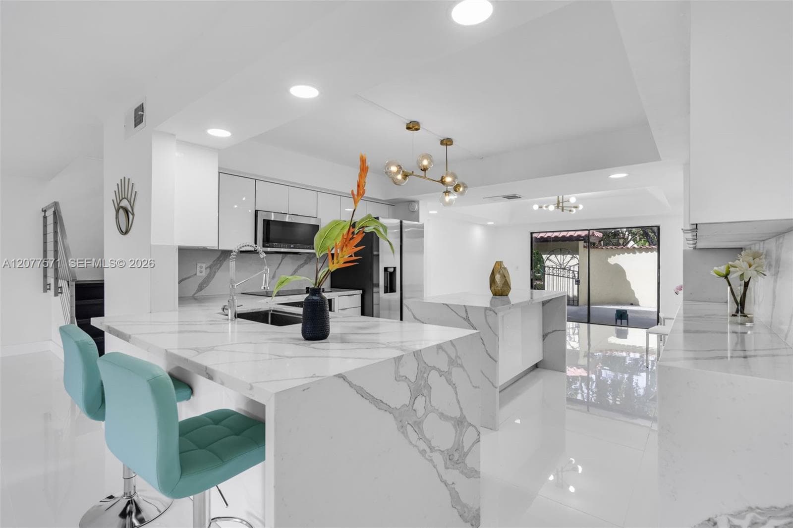 Townhouse at 3843 Alcantara Ave # 76B, Doral FL 33178