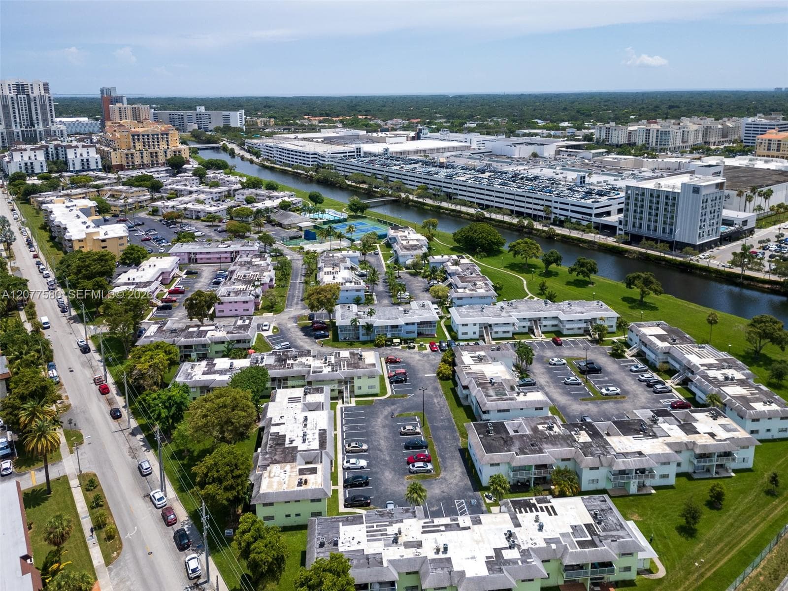 Condominium at 7620 SW 82nd St # J102, Miami FL 33143