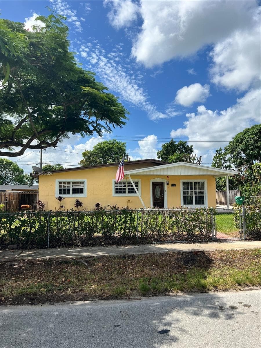 Single Family Residence at 12360 SW 188th Ter, Miami FL 33177
