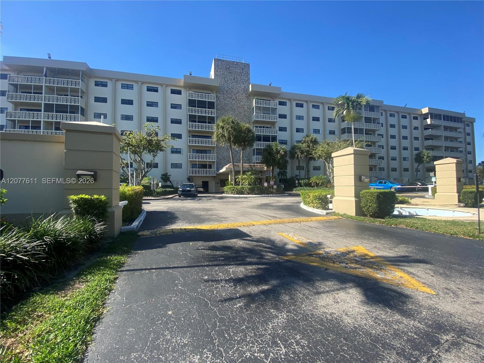Condominium at 800 NE 195th St # 709, Miami FL 33179