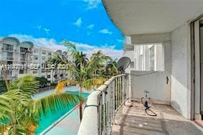 Condominium at 488 NW 165th St Rd # 412, Miami FL 33169