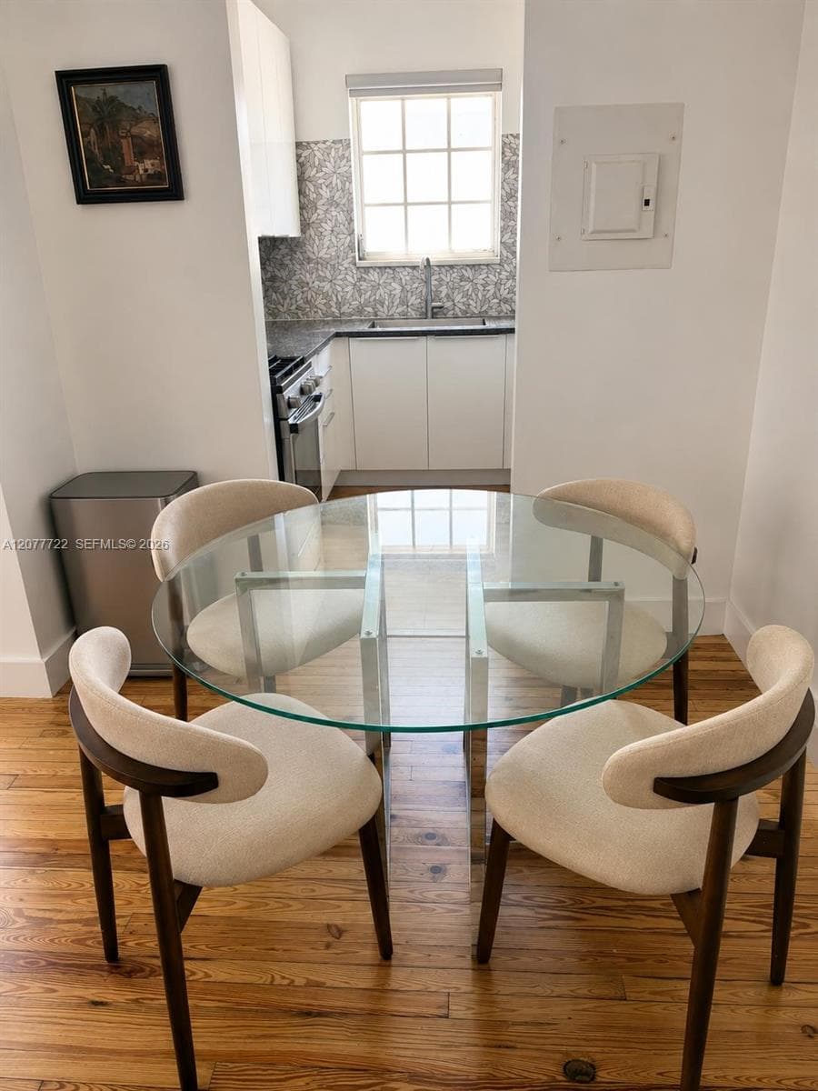 Condominium at 830 10th ST # 3, Miami Beach FL 33139