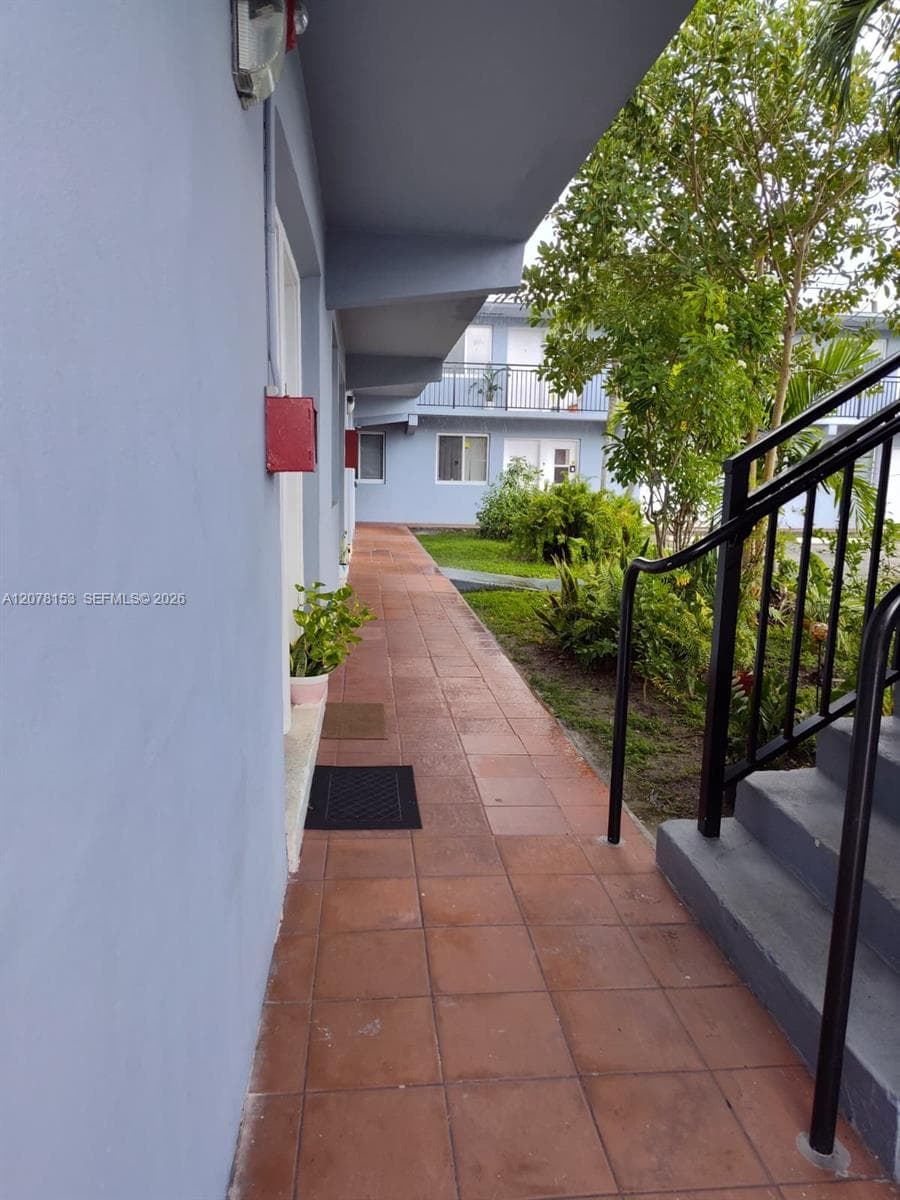 Apartment at 655 Eldron Dr # 22, Miami Springs FL 33166