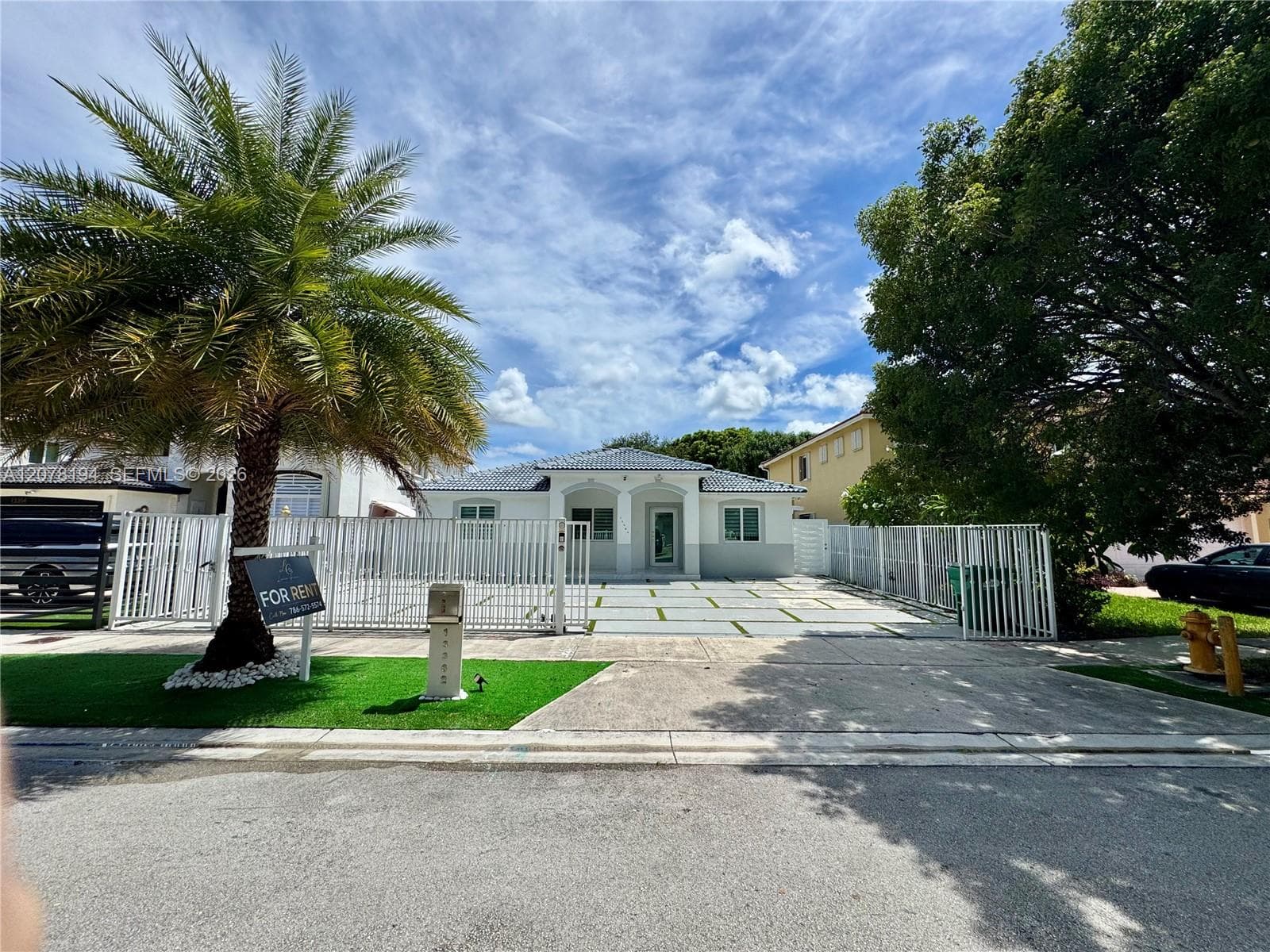 Single Family Residence at 13362 SW 282nd St, Homestead FL 33033