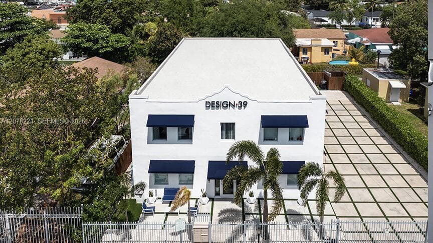 Multi Family at 165 NW 39th St # 3, Miami FL 33127