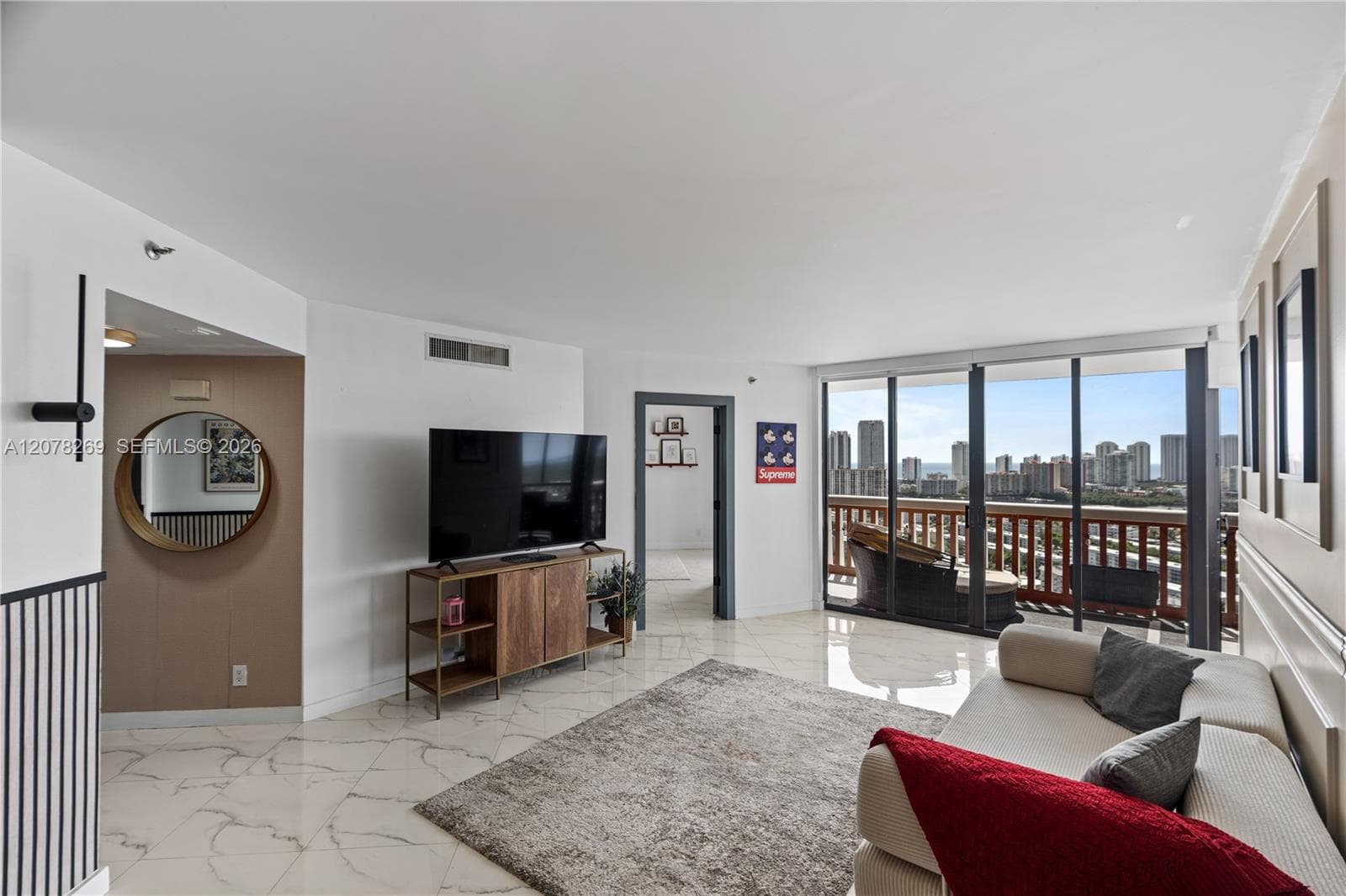 Condominium at 1000 W Island Blvd # 2803, Aventura FL 33160