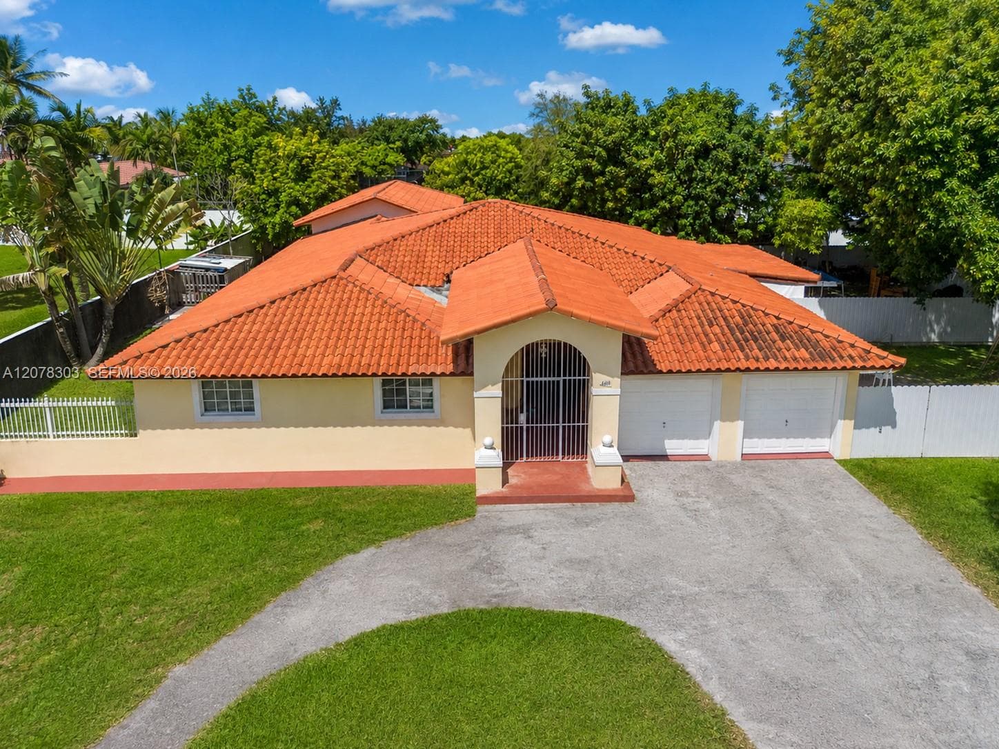 Single Family Residence at 6450 SW 102nd Ave, Miami FL 33173