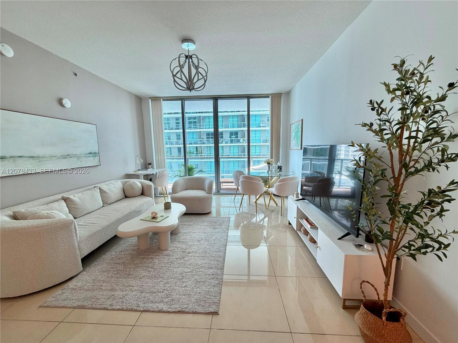 Condominium at 1111 SW 1st Ave, Miami FL 33130