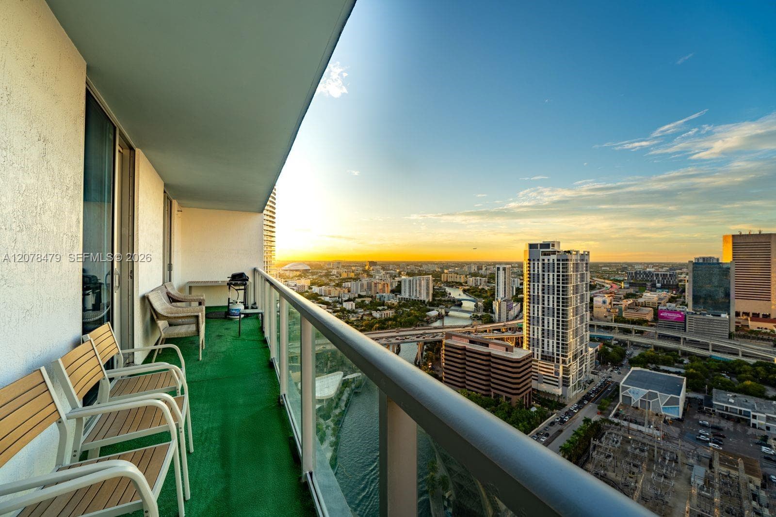 Condominium at 185 SW 7th St # 3609, Miami FL 33130