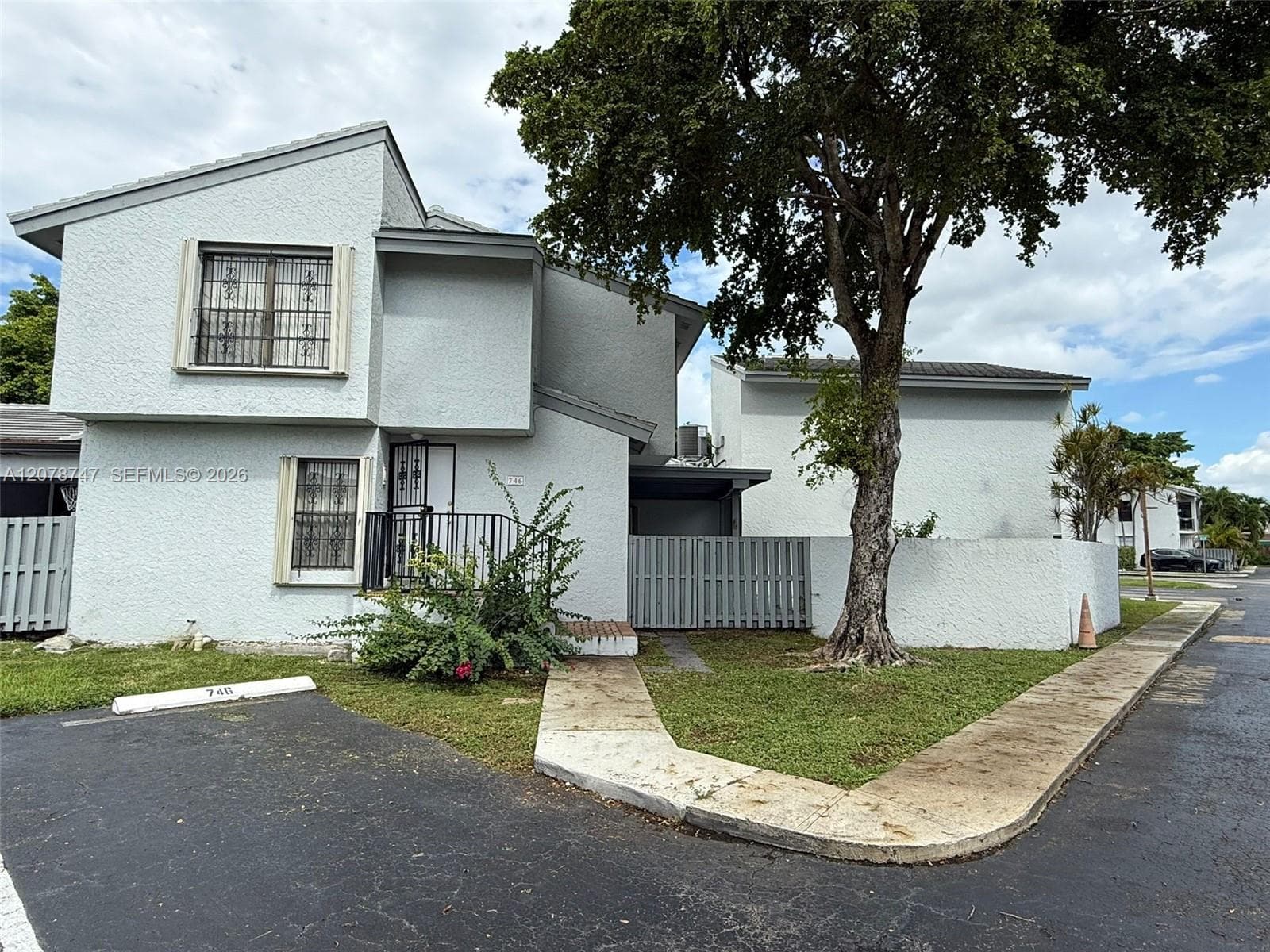 Condominium at 746 NW 105th Pl # A6, Miami FL 33172