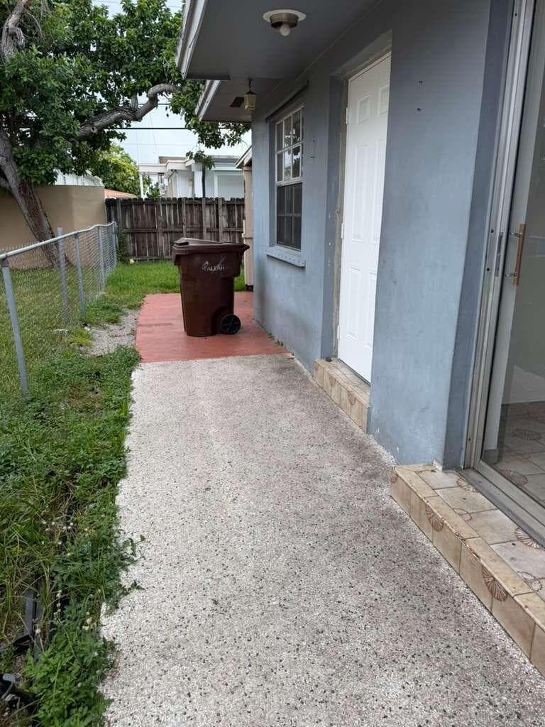 Apartment at 4796 E 10th Avenue, Hialeah FL 33013