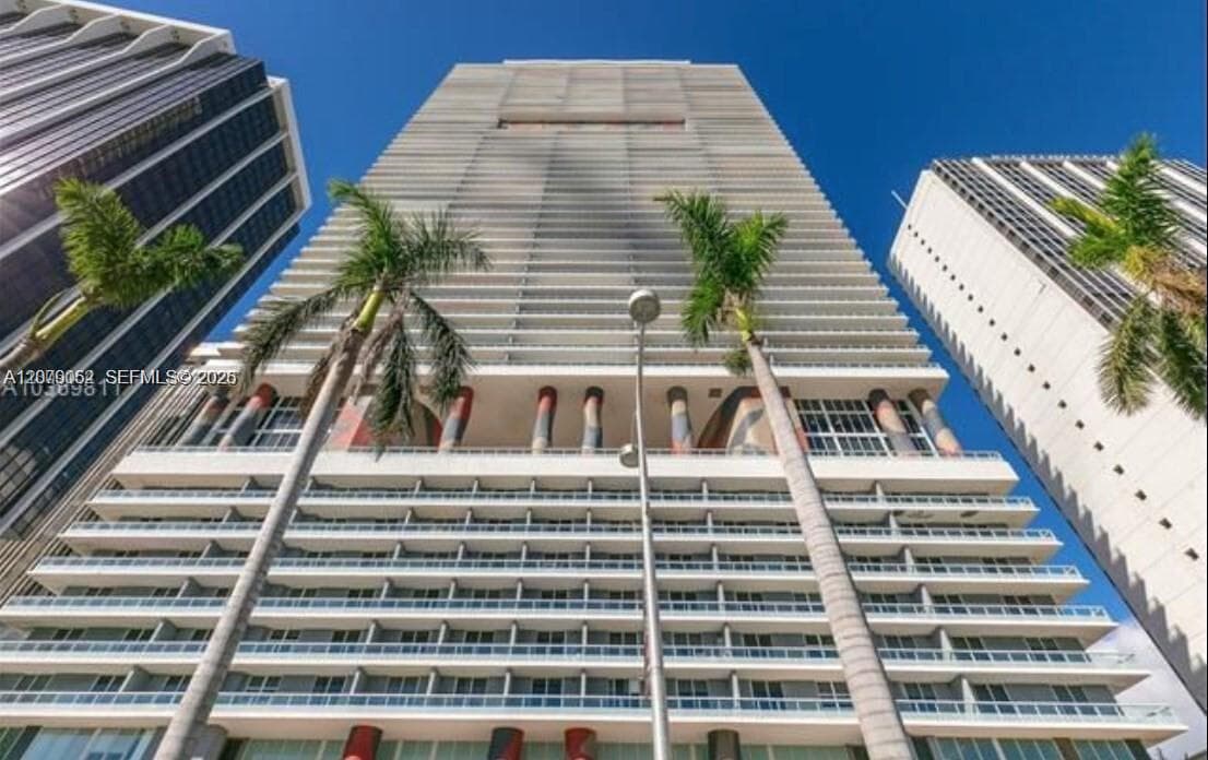 Condominium at 50 Biscayne Blvd # 1607, Miami FL 33132