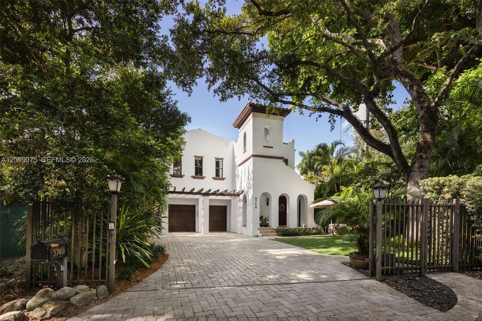 Single Family Residence at 3740 Irvington Ave, Coconut Grove FL 33133