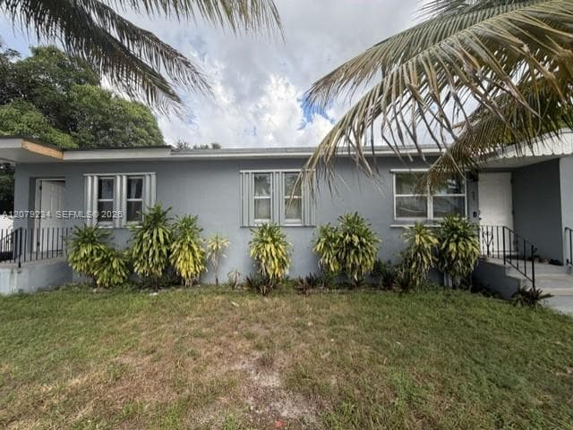 Multi Family at 805 NE 134th St # B, North Miami FL 33161