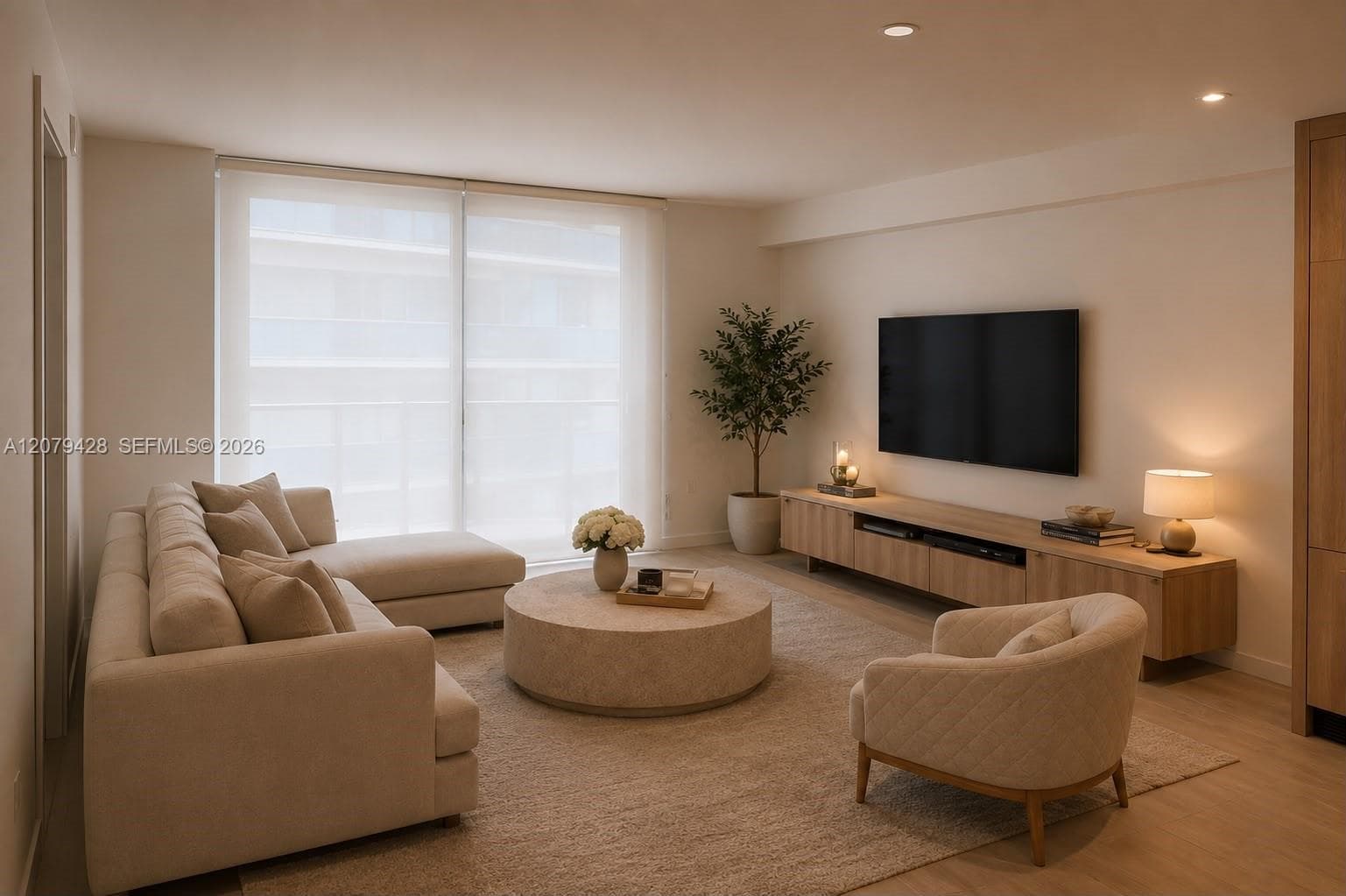 Condominium at 77 SE 5 ST # 1806, Miami FL 33131