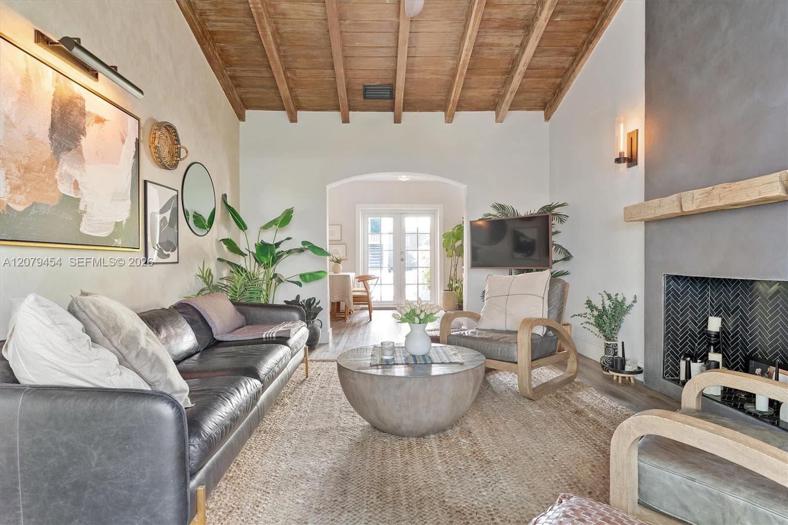 Single Family Residence at 1024 Lenox Ave # 1, Miami Beach FL 33139