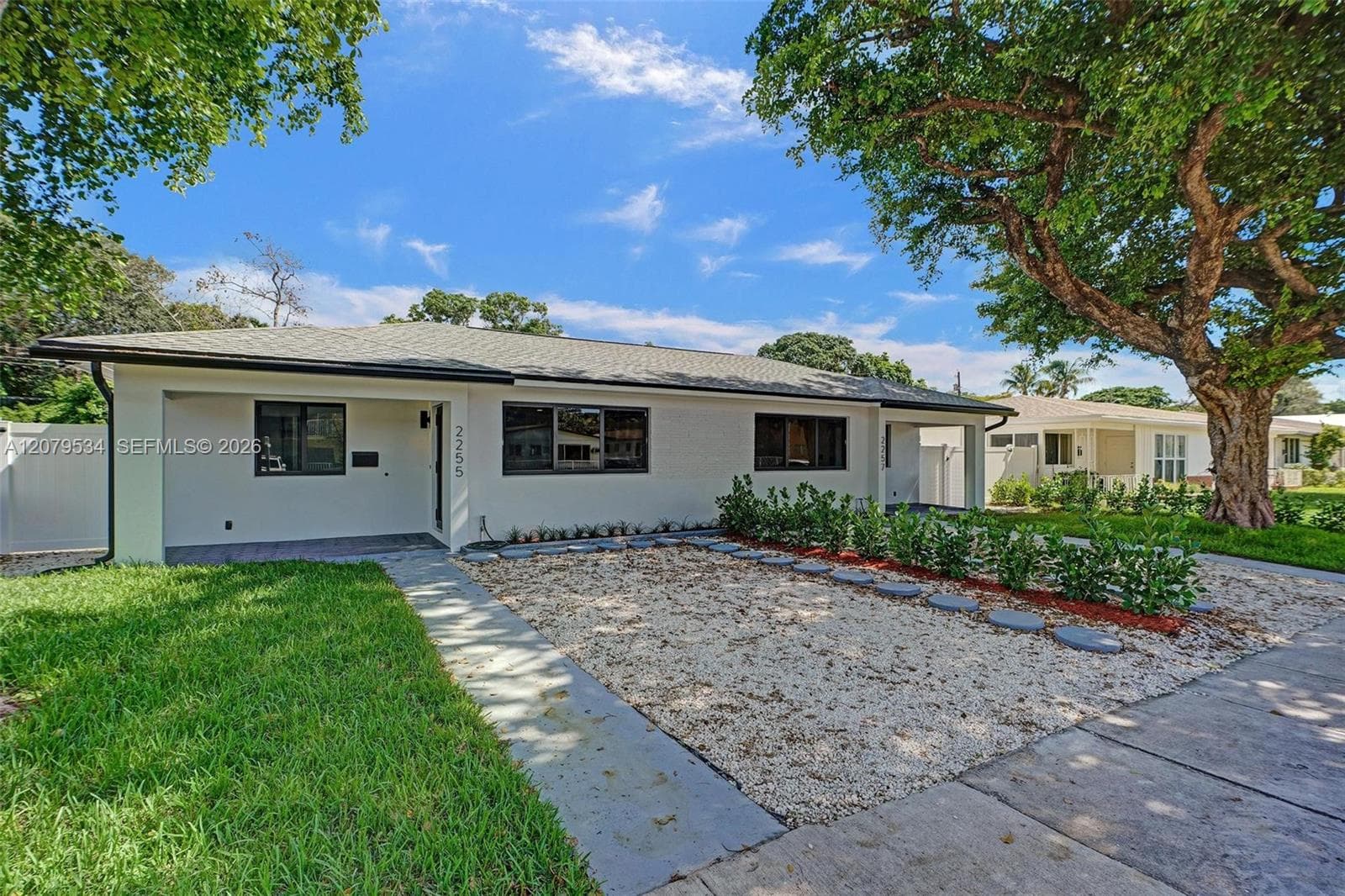 Villa at 2255 NE 173rd St, North Miami Beach FL 33160