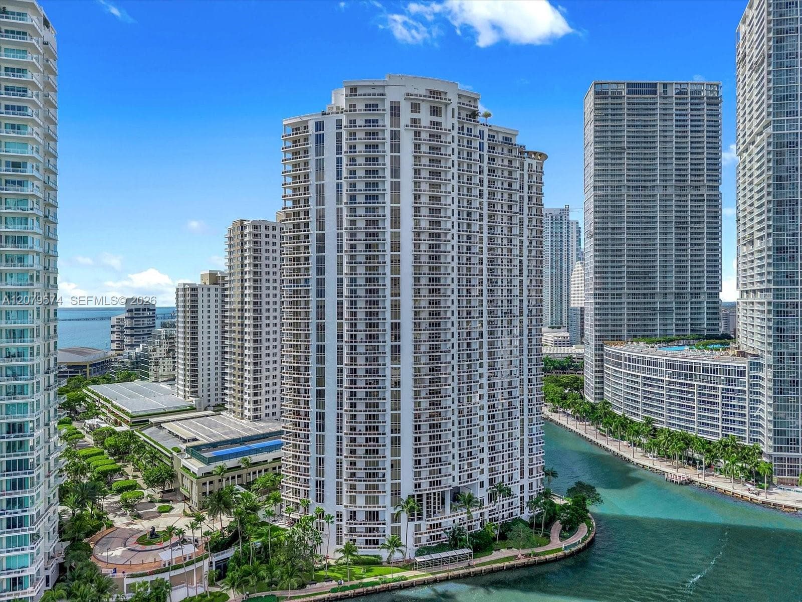 Condominium at 901 Brickell Key Blvd # 609, Miami FL 33131