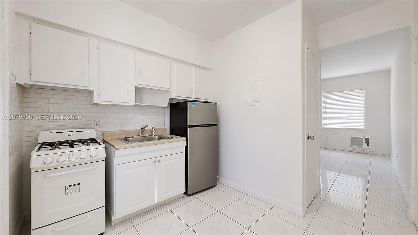 Apartment at 2499 SW 27th St # 3, Miami FL 33133