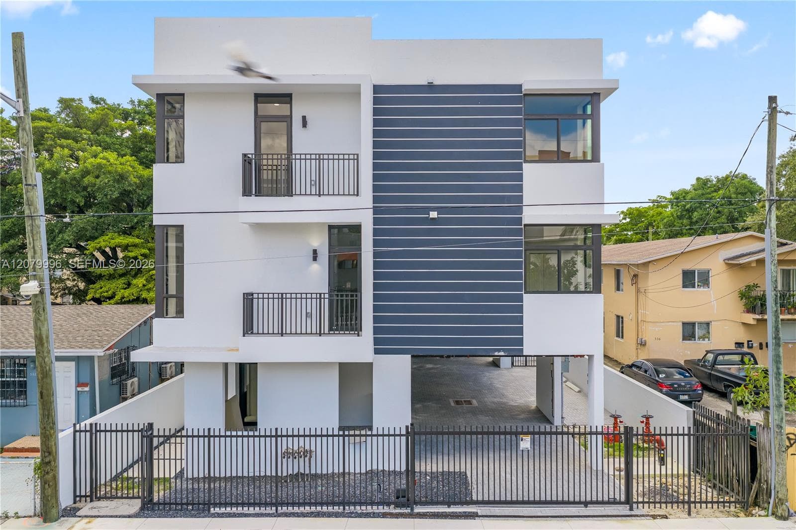 Townhouse at 526 SW 2nd St # 1, Miami FL 33130