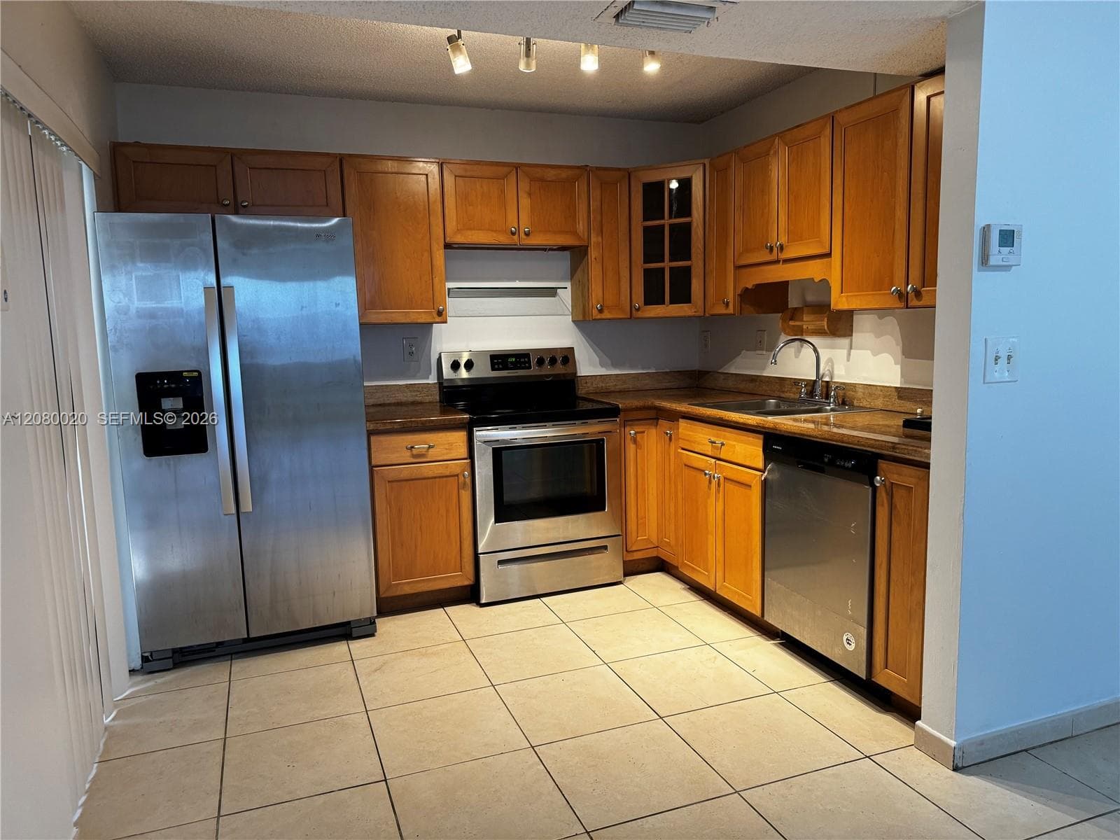 Condominium at Miami, FL, 33179