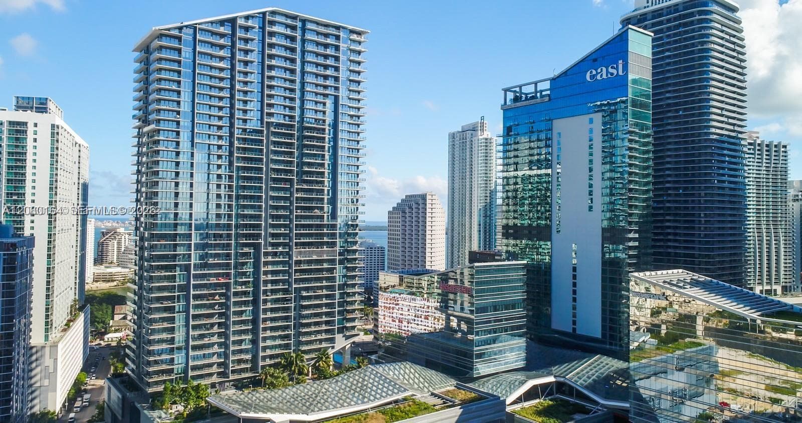 Condominium at 68 SE 6th St # 1912, Miami FL 33131
