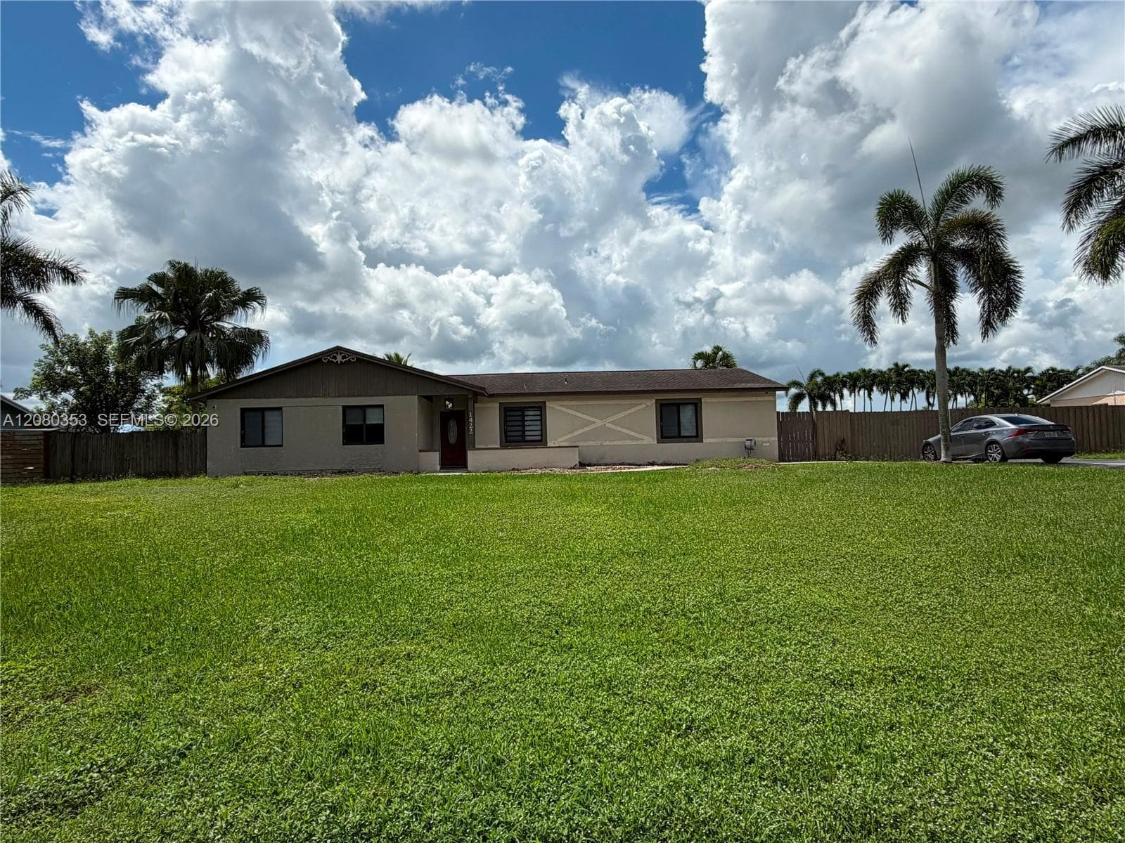Single Family Residence at 1422 NW 20th St, Homestead FL 33030