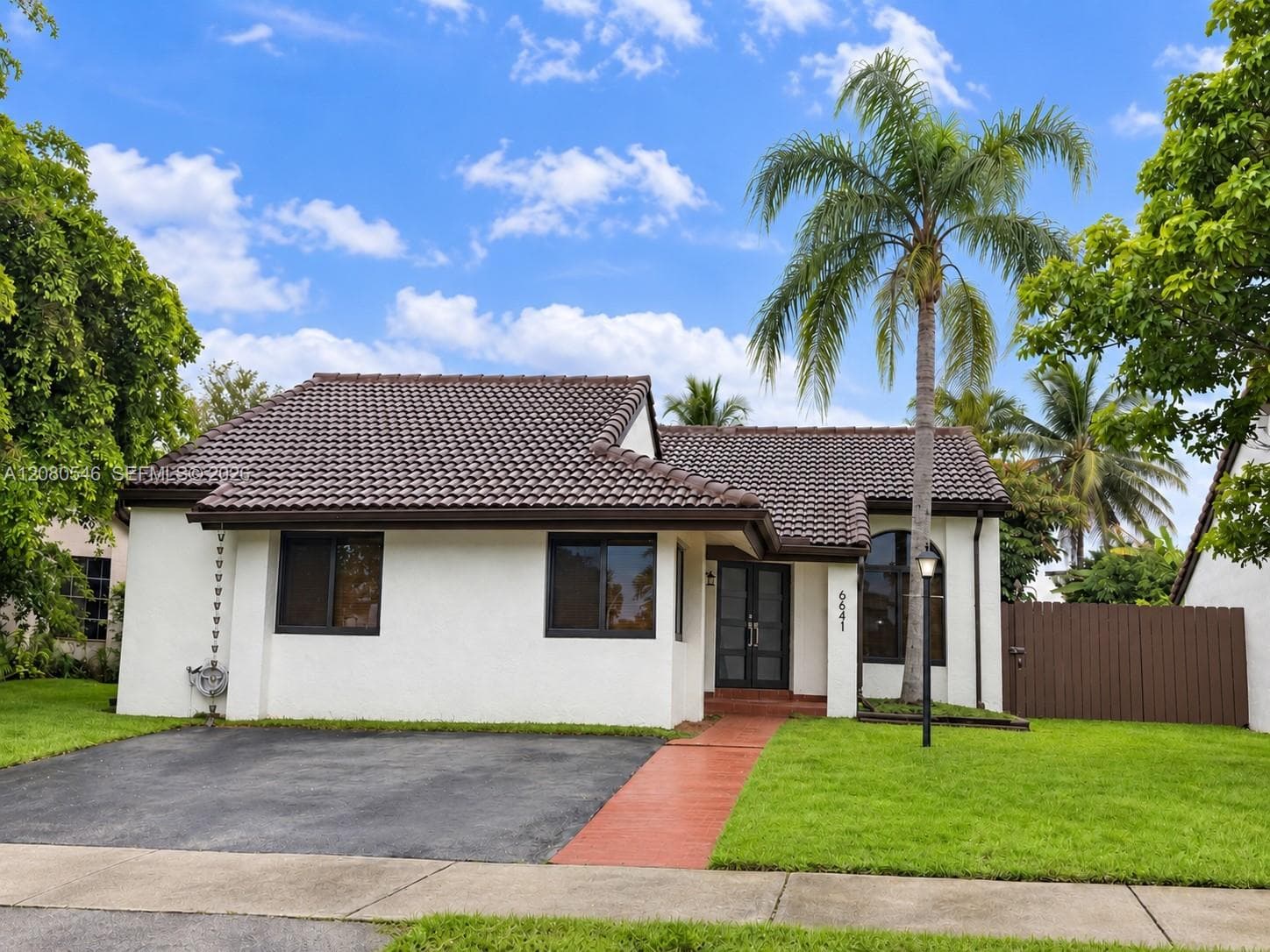 Single Family Residence at 6641 SW 127 PATH # 6641, Miami FL 33183