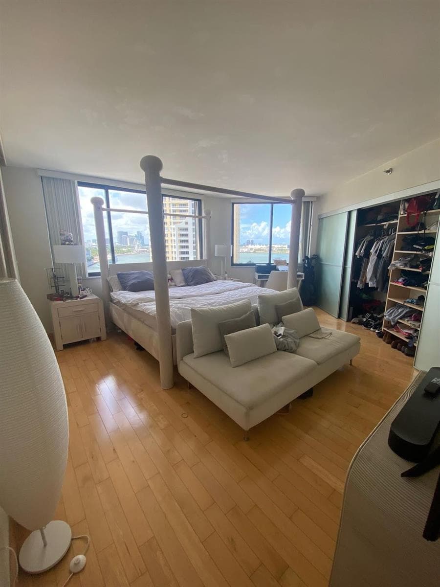 Condominium at 540 BRICKELL KEY Drive # 1214, Miami FL 33131