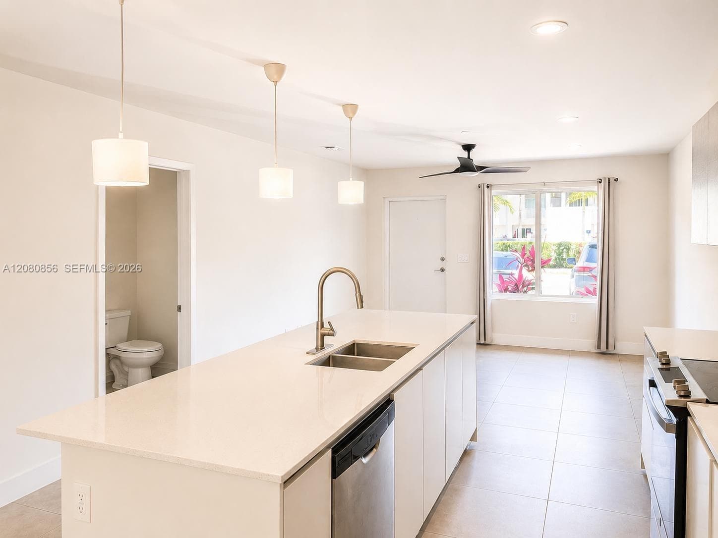 Condominium at 2555 NE 193 ST # 2112, Aventura FL 33180