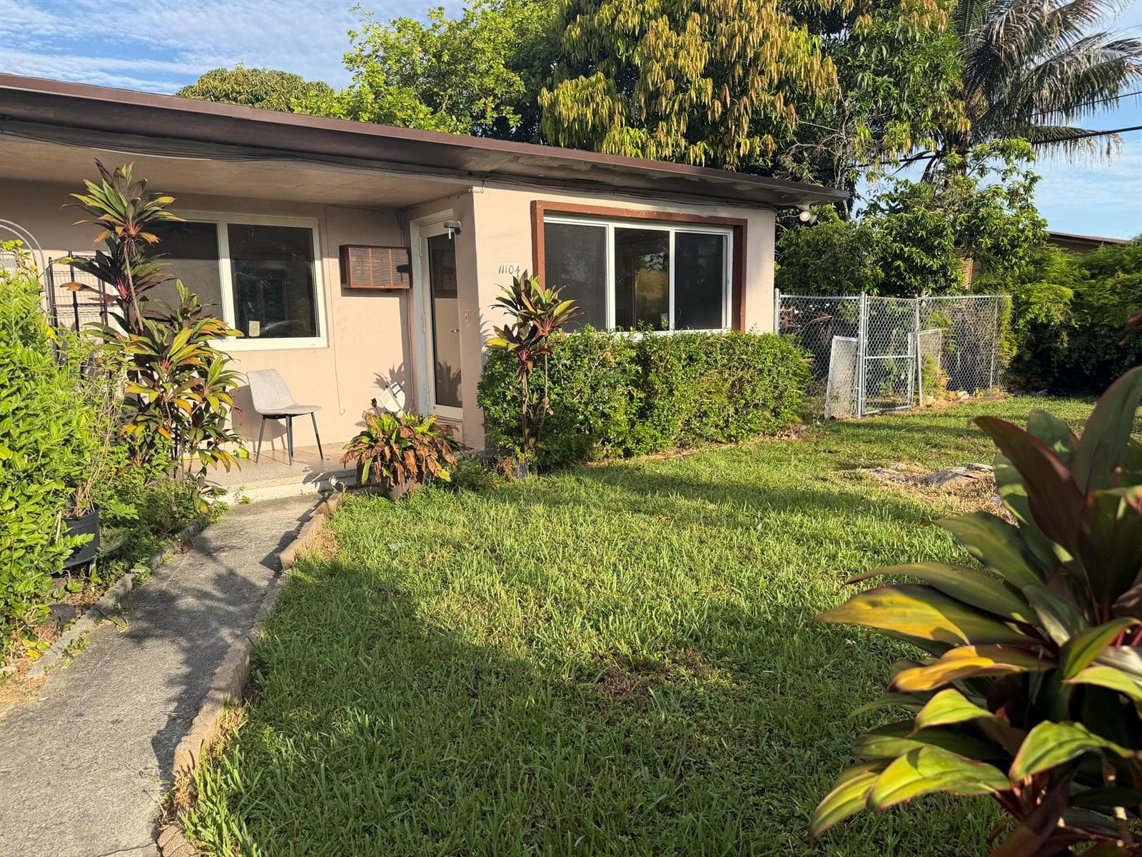 Apartment at 11102 NW 11TH Avenue, Miami FL 33168