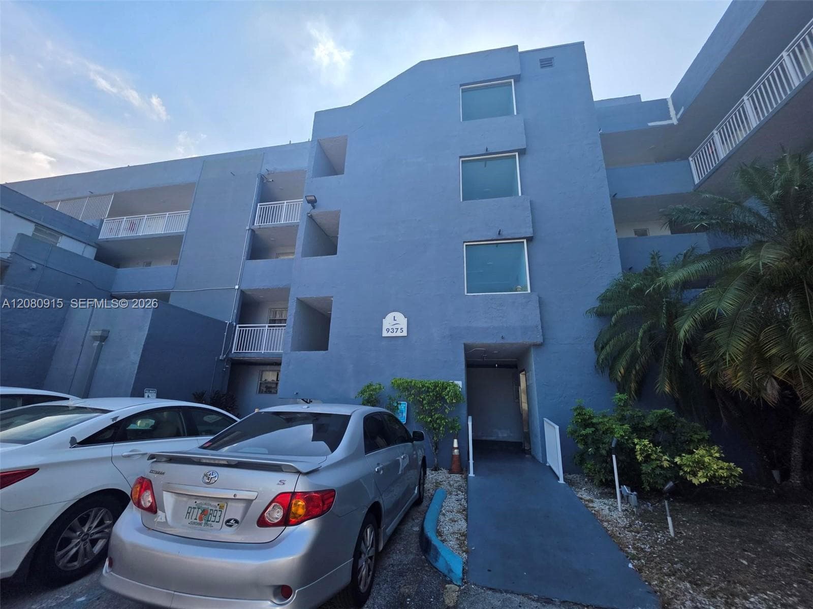 Condominium at 9375 Fontainebleau Blvd # L311, Miami FL 33172