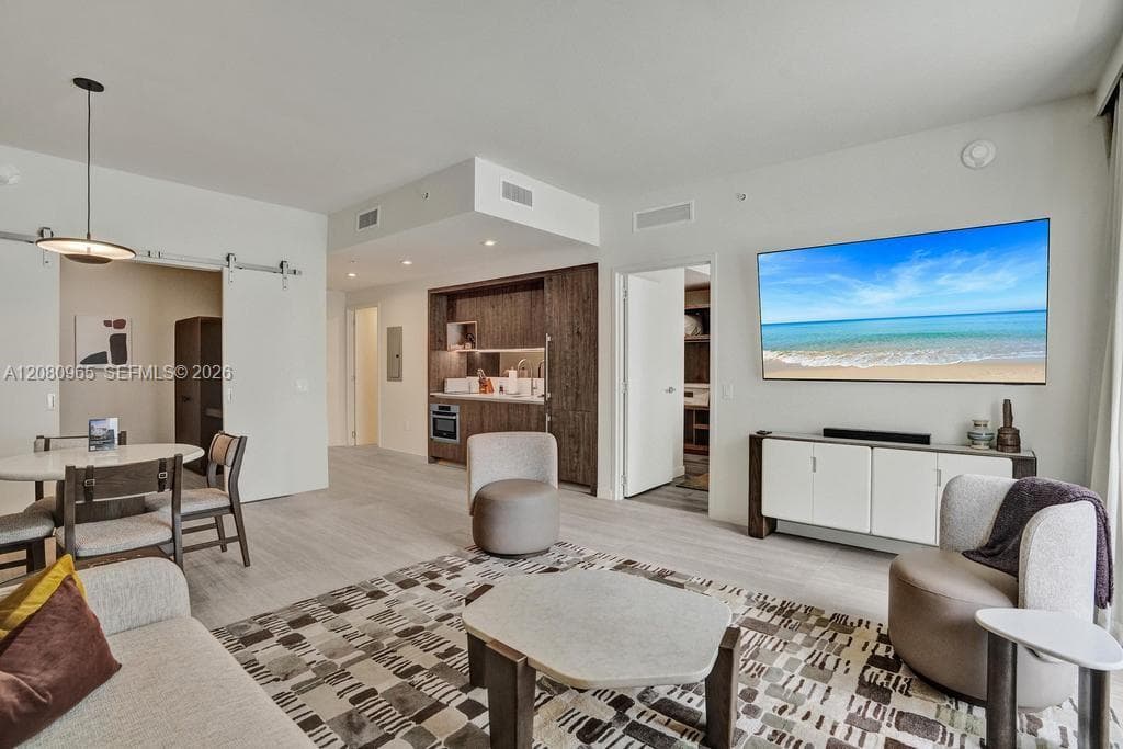 Condominium at 1611 SW 2nd Ave # 402, Miami FL 33129