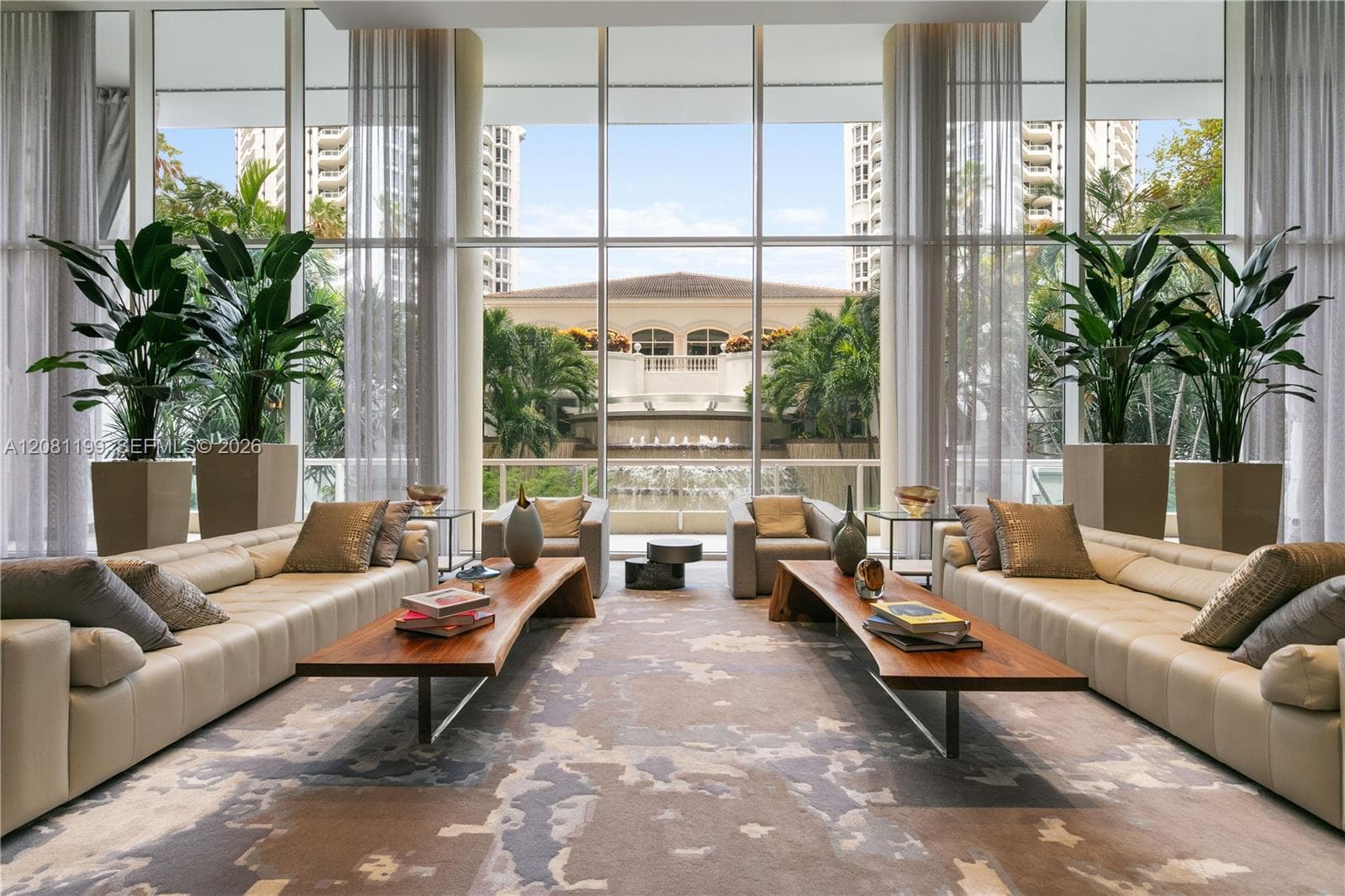 Condominium at 21150 Point PL # 2902, Aventura FL 33180