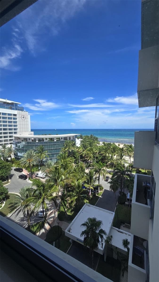 Condominium at 2899 Collins Ave # 1005, Miami Beach FL 33140
