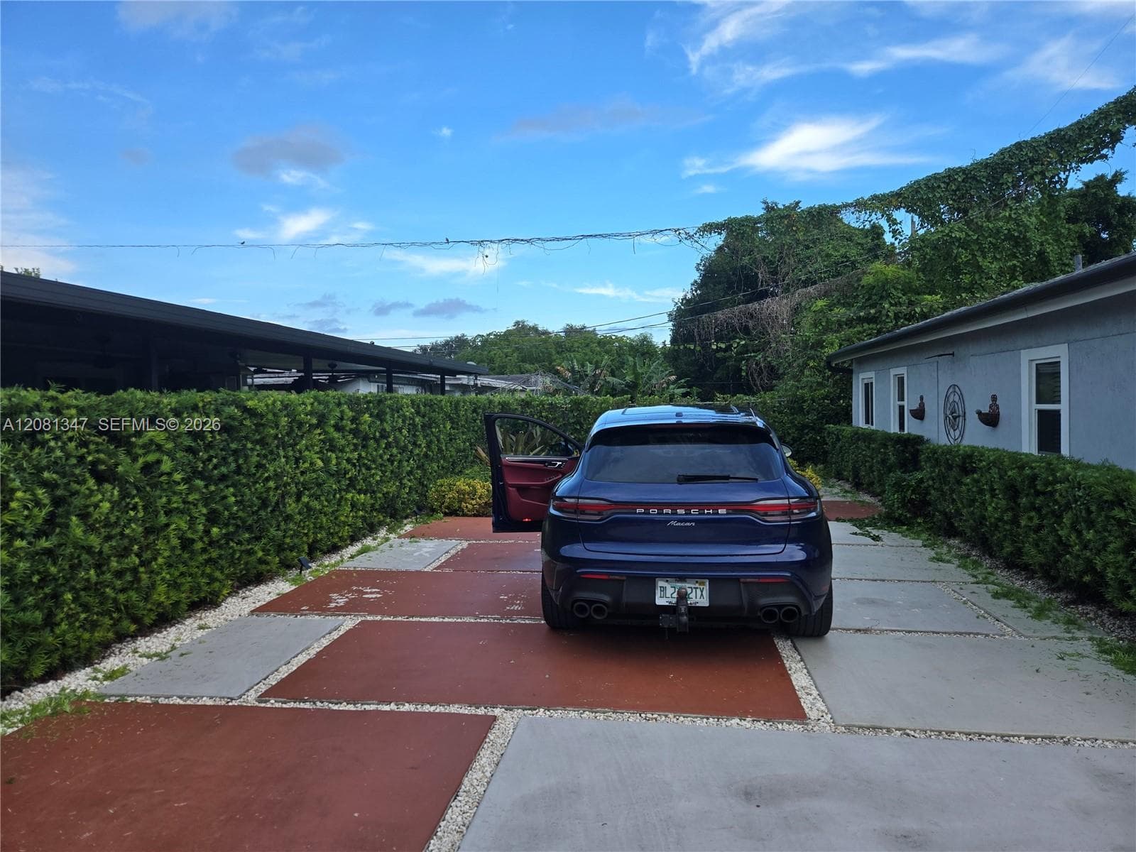 Apartment at 9230 SW 35th St, Miami FL 33165