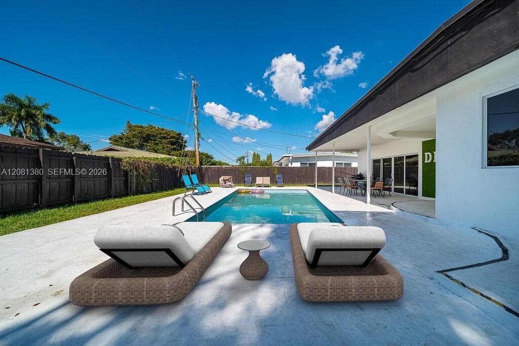 Single Family Residence at 19900 NE 21st Ave, Miami FL 33179