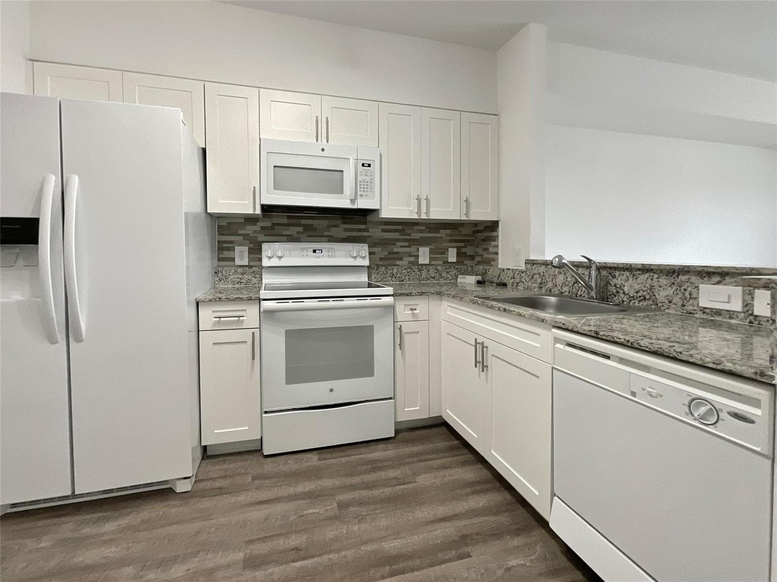 Condominium at 18335 NW 68 Avenue # 629, Hialeah FL 33015