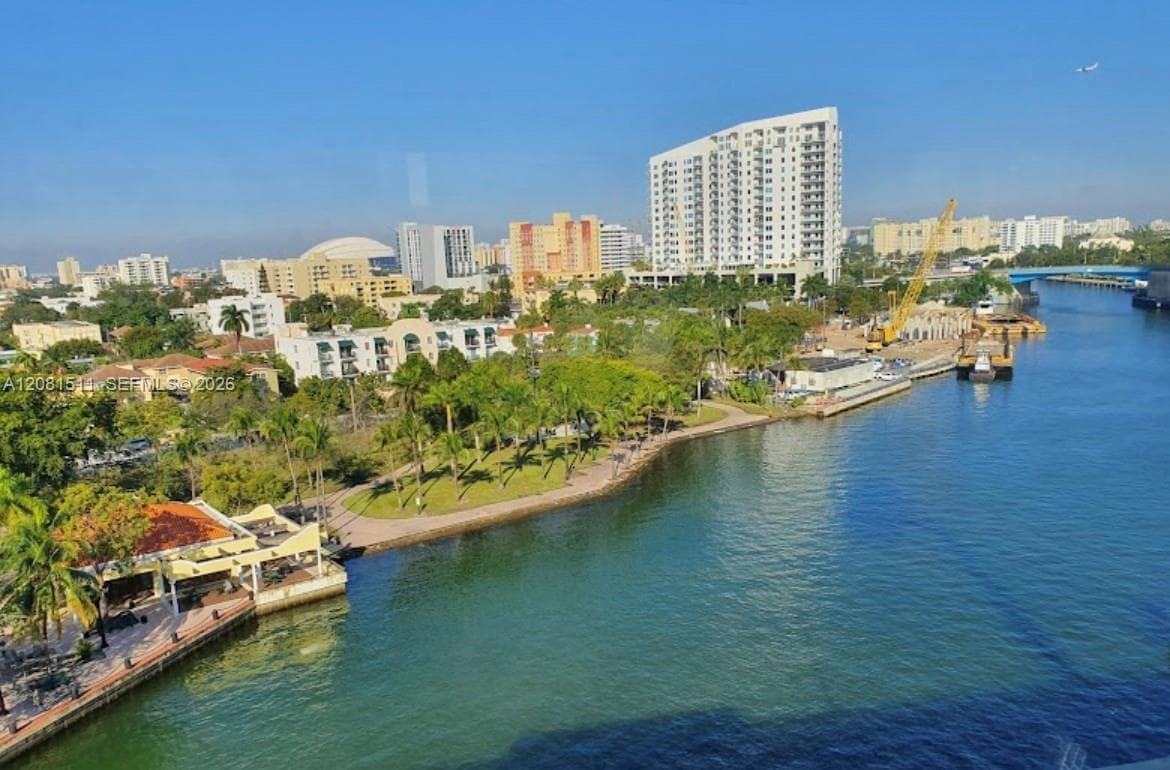 Apartment at 318 SW 4th Ave # 1, Miami FL 33130