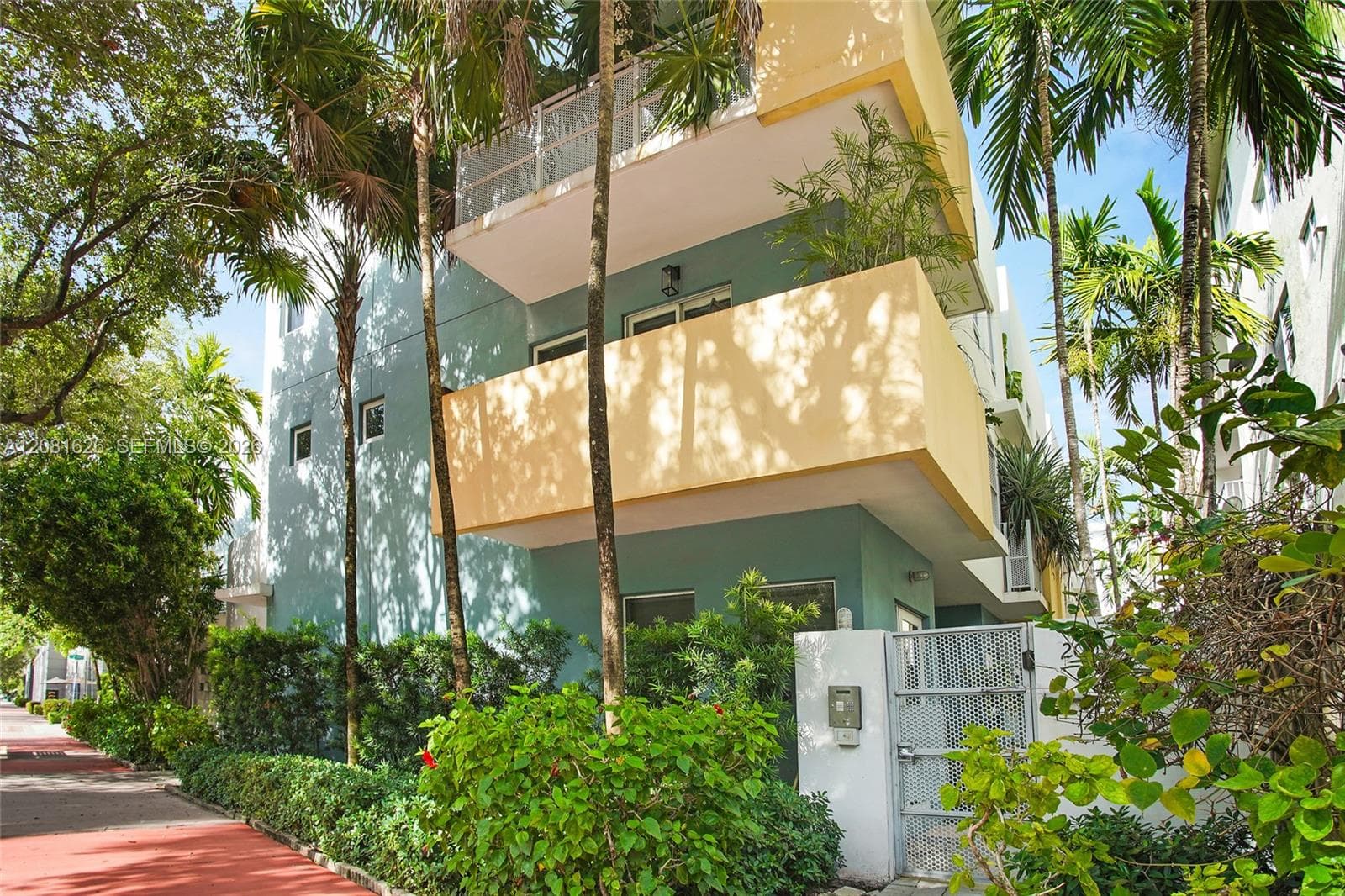 Condominium at 206 Washington Ave # 12, Miami Beach FL 33139