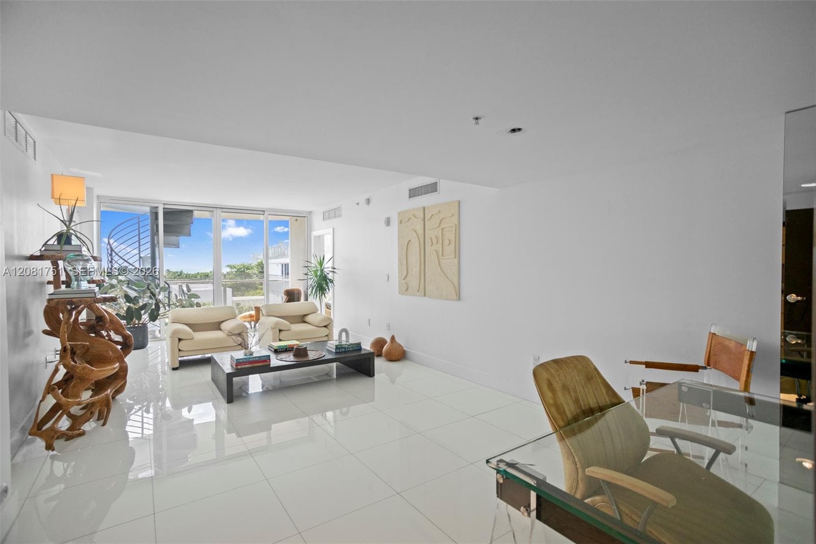 Condominium at 2155 Washington Ct # 601, Miami Beach FL 33139