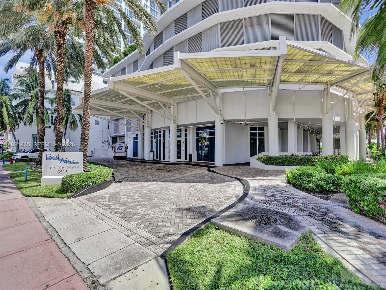 Condominium at Miami Beach, FL, 33141