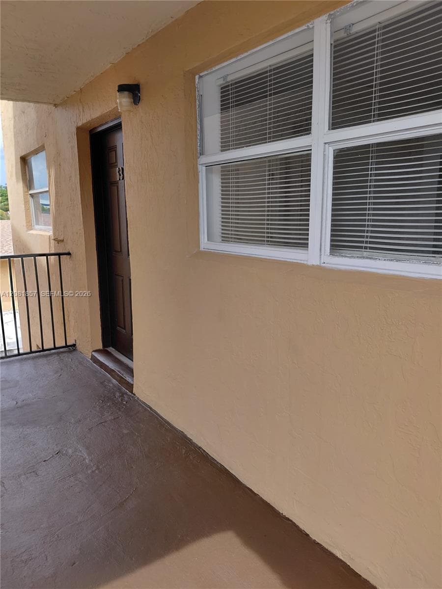 Apartment at 5435 W 24th Ave # 63, Hialeah FL 33016