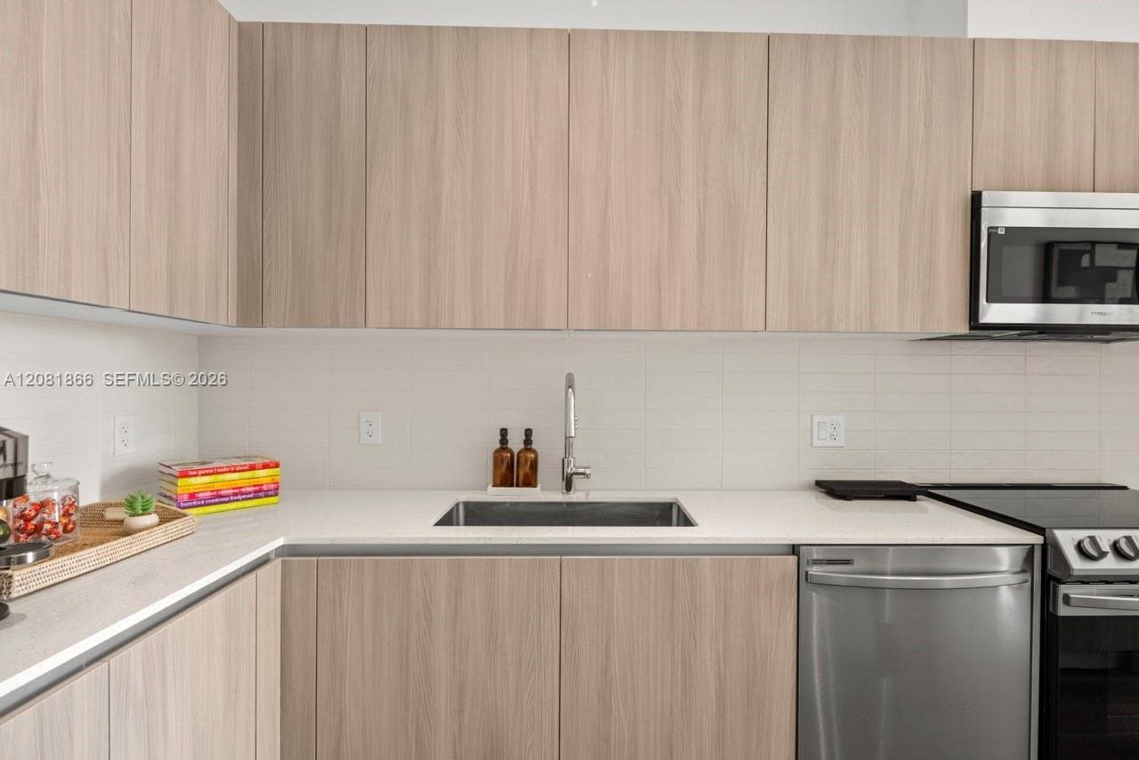 Apartment at 2800 SW 27th Terrace # 1419, Miami FL 33133