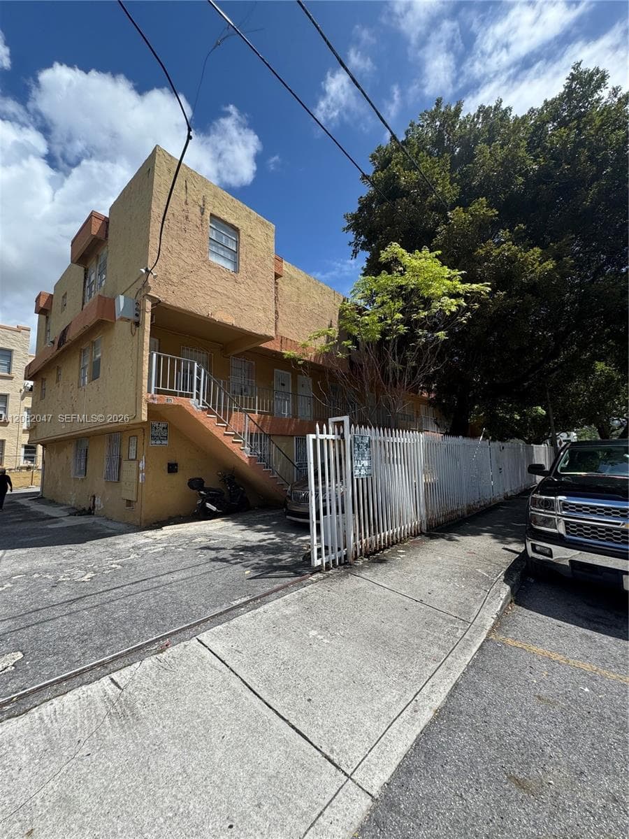 Apartment at 515 SW 3rd St # 3, Miami FL 33130
