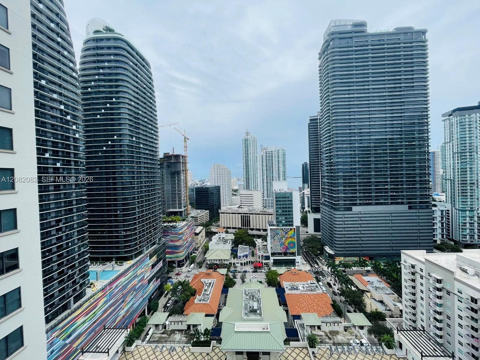Condominium at 999 SW 1st AVE # 2710, Miami FL 33130