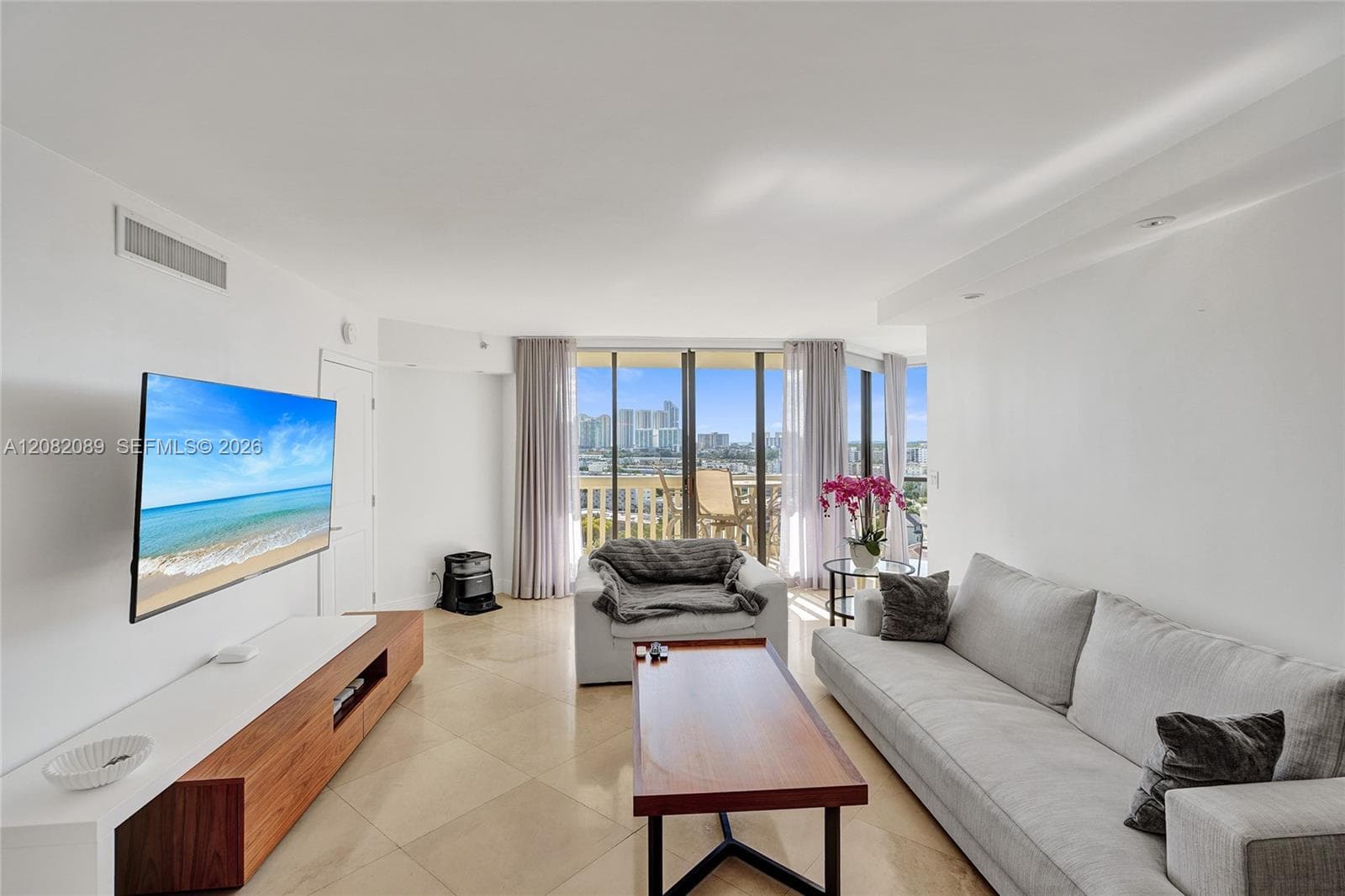 Condominium at 1000 E Island Blvd # 1403, Aventura FL 33160
