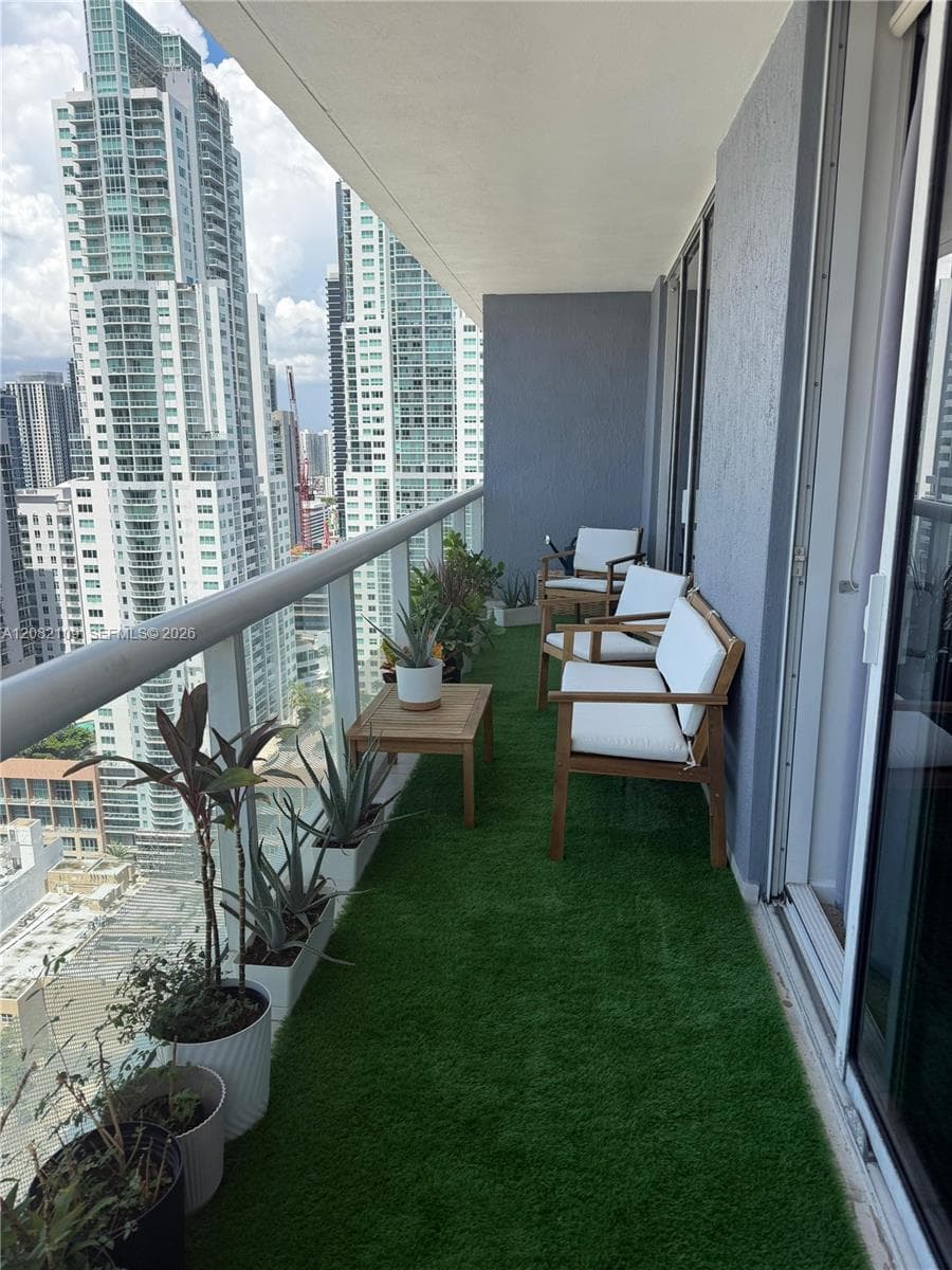 Condominium at 50 Biscayne Blvd # 3205, Miami FL 33132